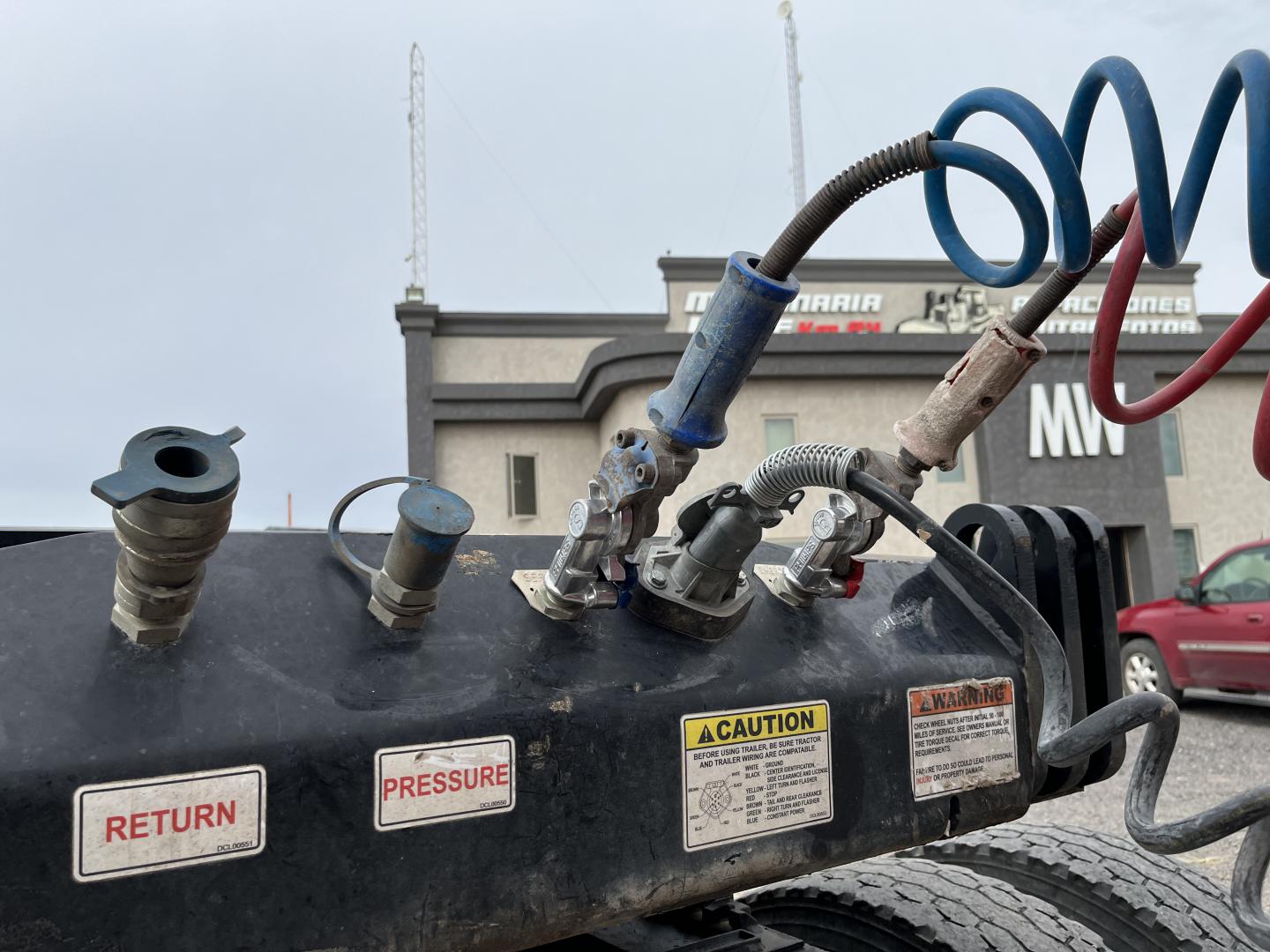 ./imagenes/INVOICE/2019/16959/LOW BOY LOAD KING 554SS (5).JPG